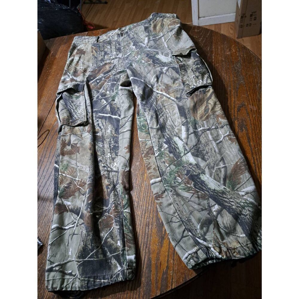 Mens XL 40-42 Realtree Camo Hunting Casual Pants with Pockets and Belt Loops